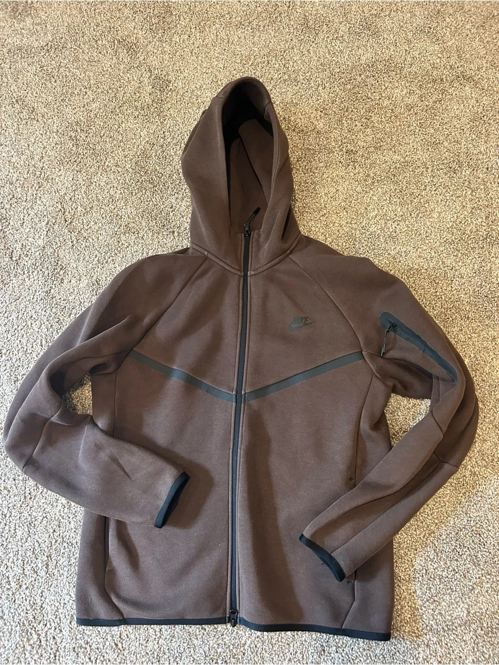 Nike Men's Brown Full-Zip Hooded Performance Jacket